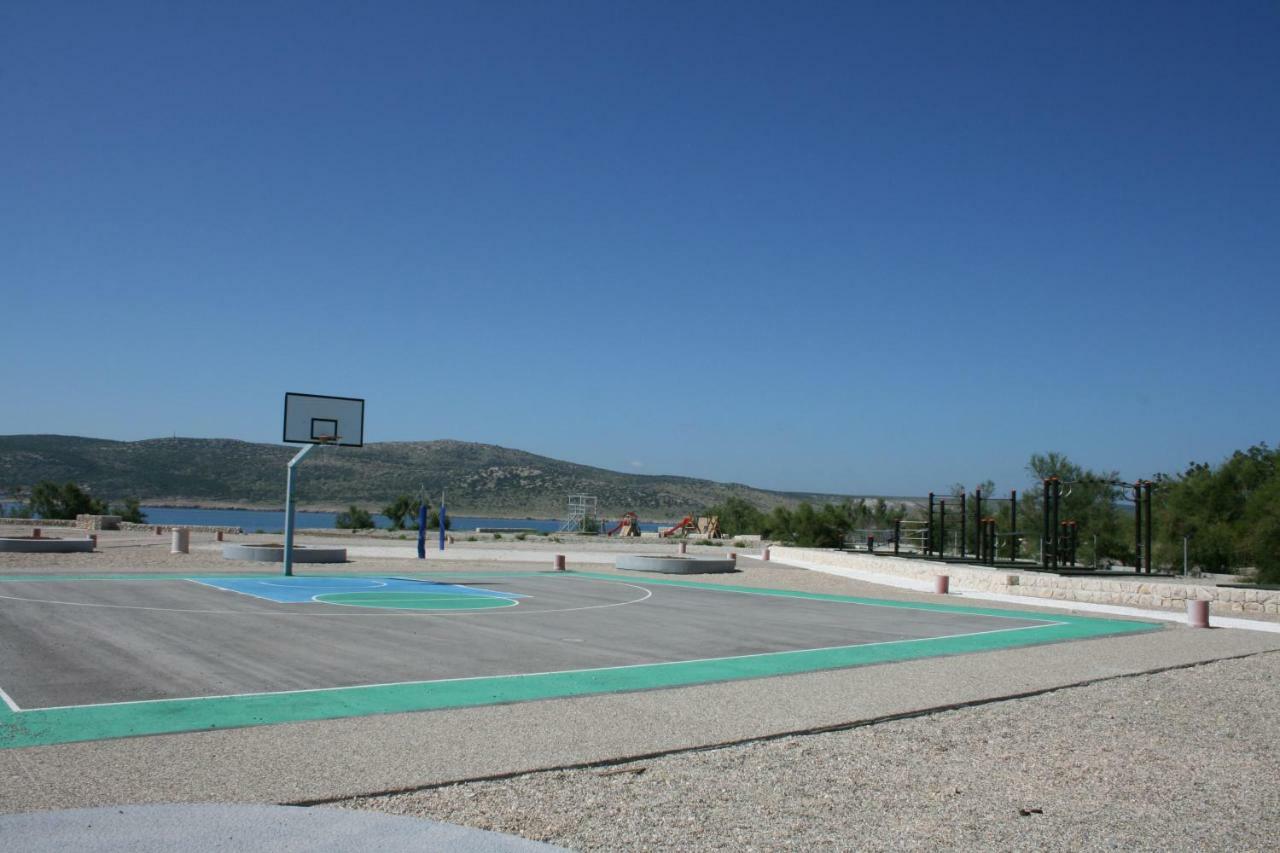 Mobile Homes Katinka, Starigrad Paklenica, Croatia Екстериор снимка