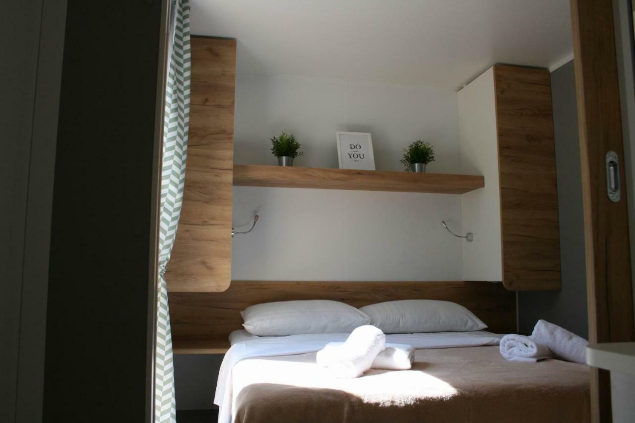 Mobile Homes Katinka, Starigrad Paklenica, Croatia Екстериор снимка